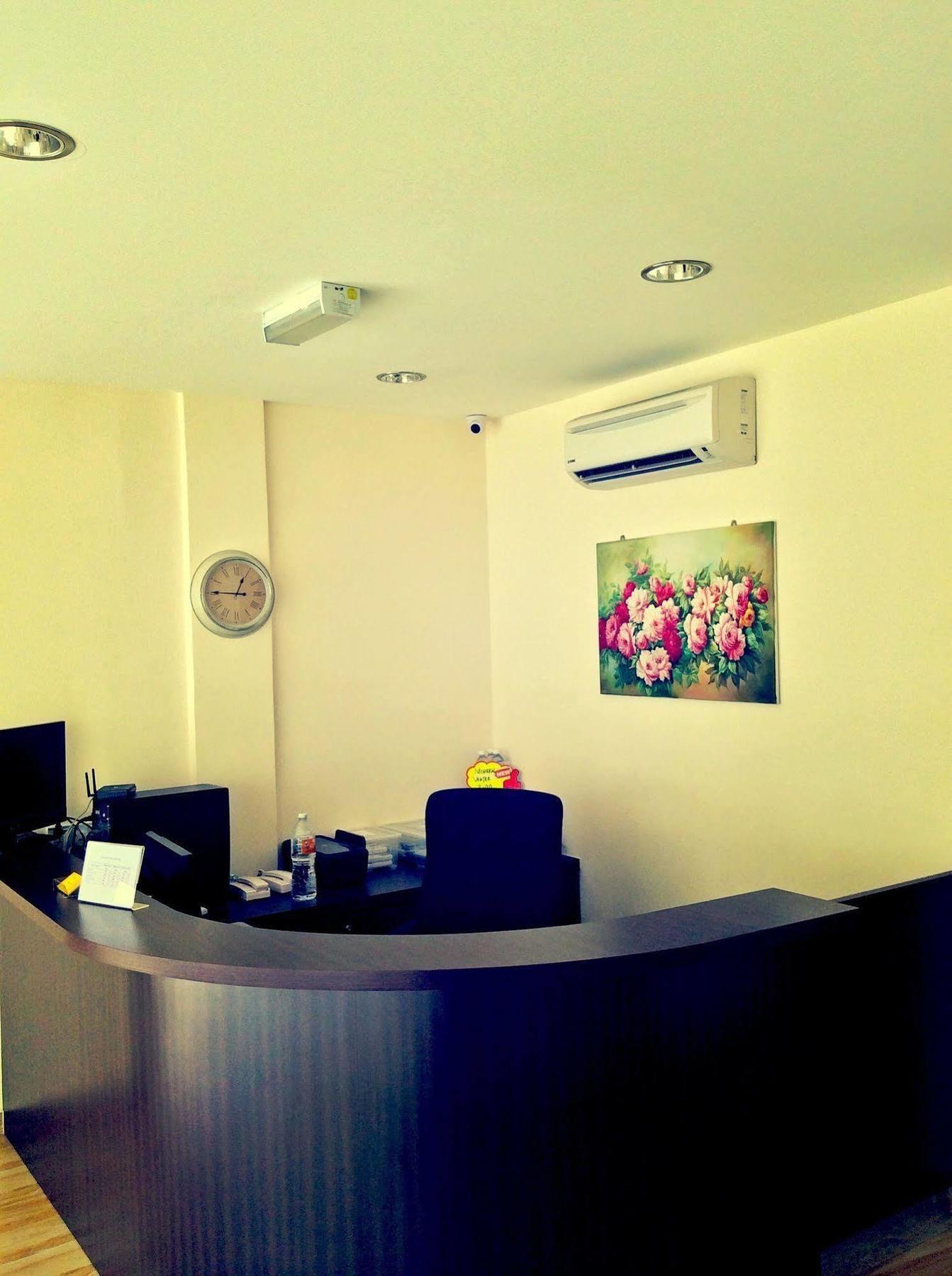 Oyo 172 Spring Hotel Kuala Lumpur Extérieur photo